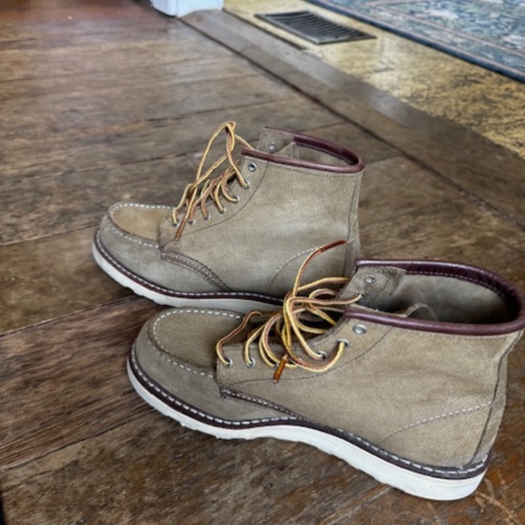 CLASSIC MOC® Women's Short Boot in Olive Mohave Leather - Picture 3 of 9